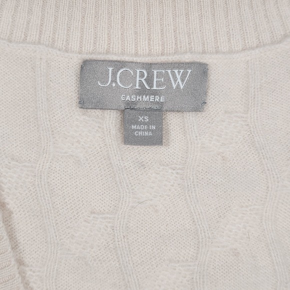 J.Crew Cashmere Cable Knit Sweater Vest Cream Gold Crest Button V-Neck XS - Picture 4 of 15